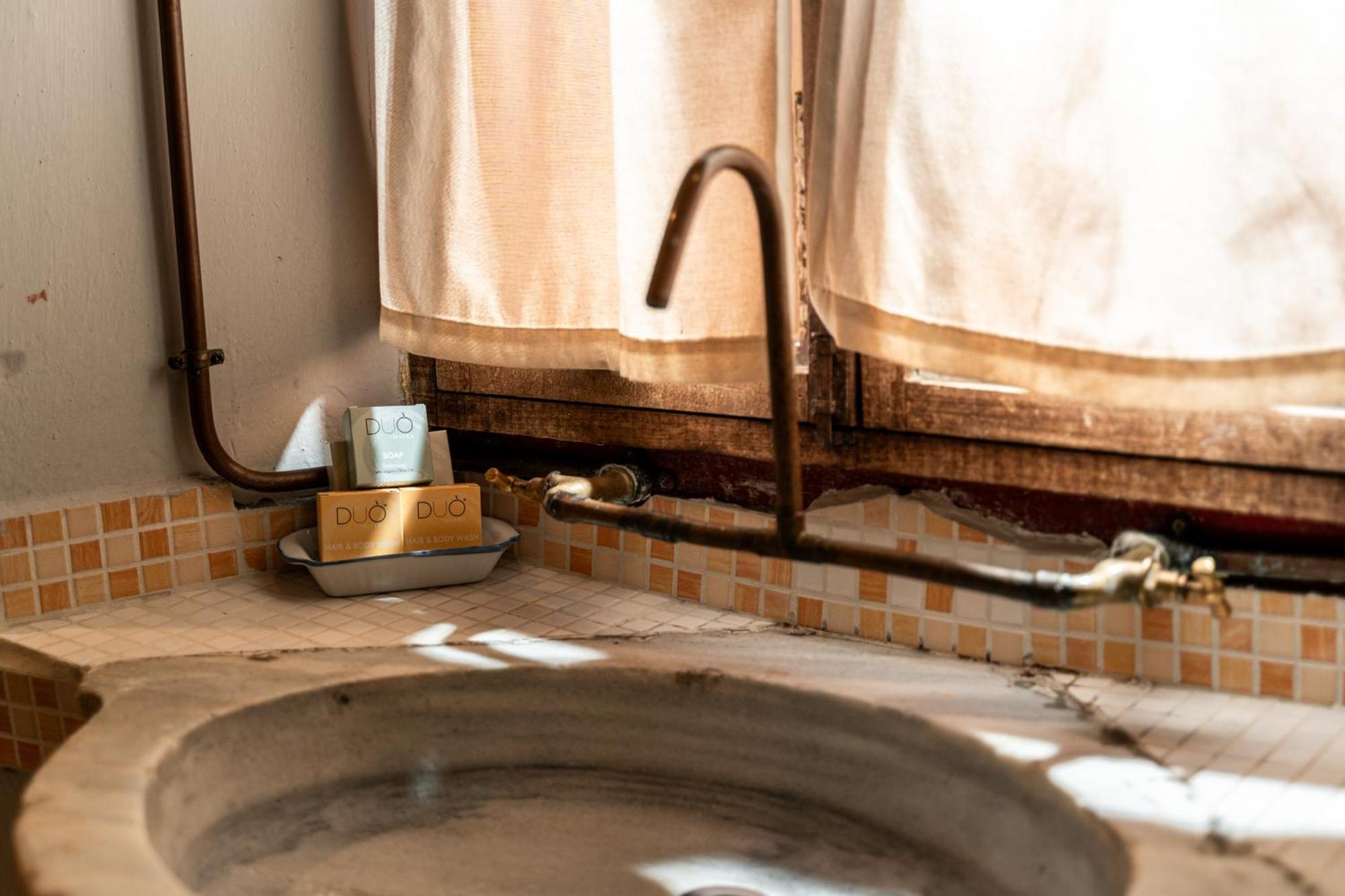 فيلا Borgo Casa Scaparone ألبا المظهر الخارجي الصورة