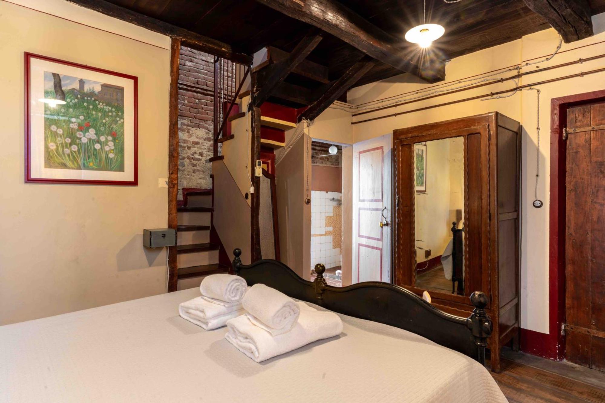 فيلا Borgo Casa Scaparone ألبا المظهر الخارجي الصورة